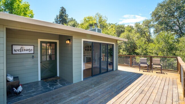 Building Photo - 6131 Batesole Dr