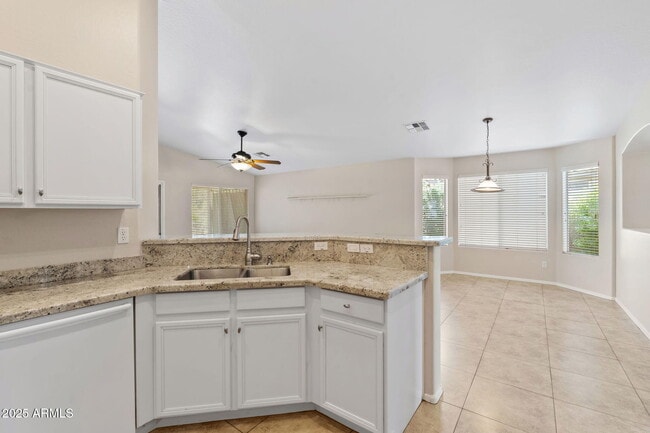 Building Photo - 17532 W Caribbean Ln