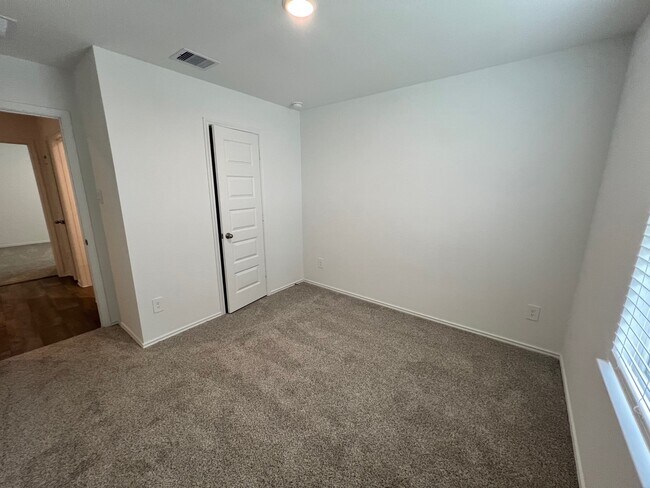 Building Photo - 3719 Bristol Hills Ct