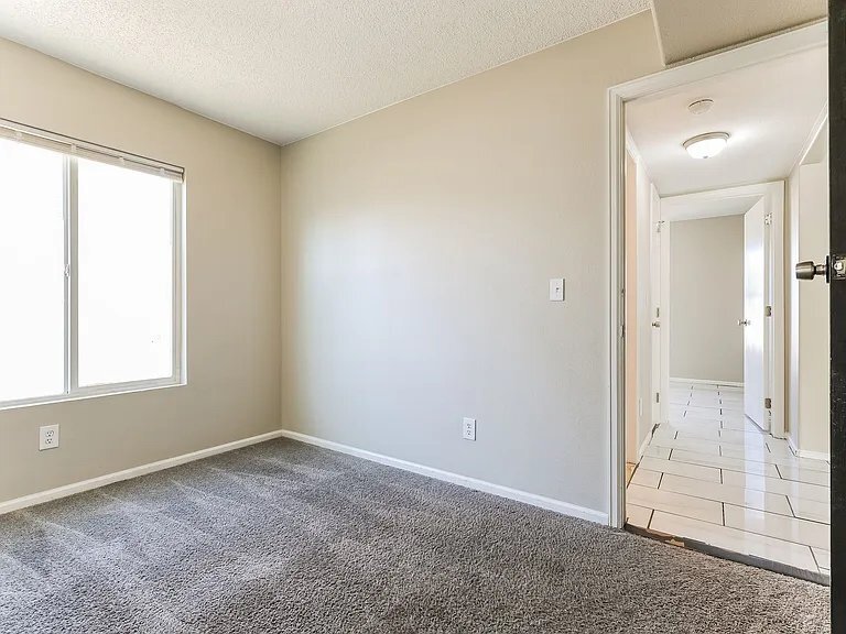 Building Photo - 5083 Helena Ct