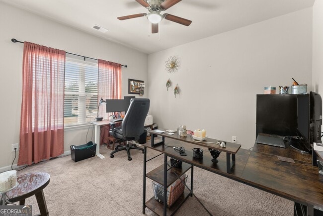 Building Photo - 128 Orange Cir