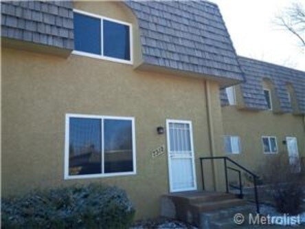 Building Photo - 7312 E Princeton Ave