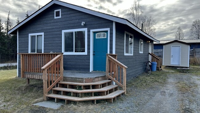 Primary Photo - ADORABLE YEAR-ROUND SOLDOTNA HOME!