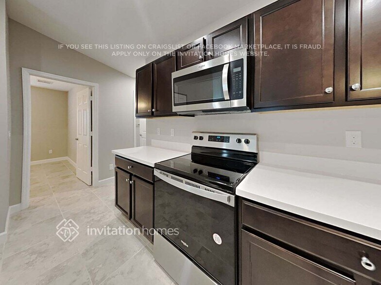 Building Photo - 174 Brantley St SE