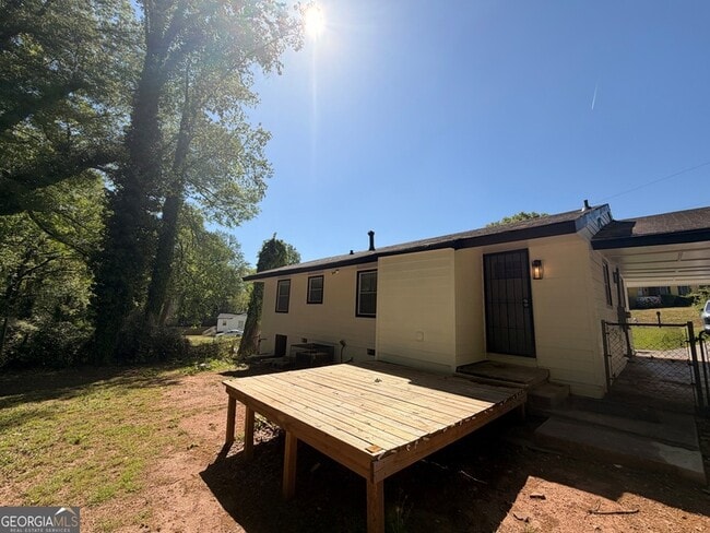 Building Photo - 1734 Cahoon St SW