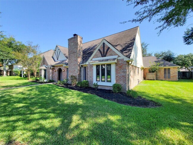 Primary Photo - 20506 Laverton Dr