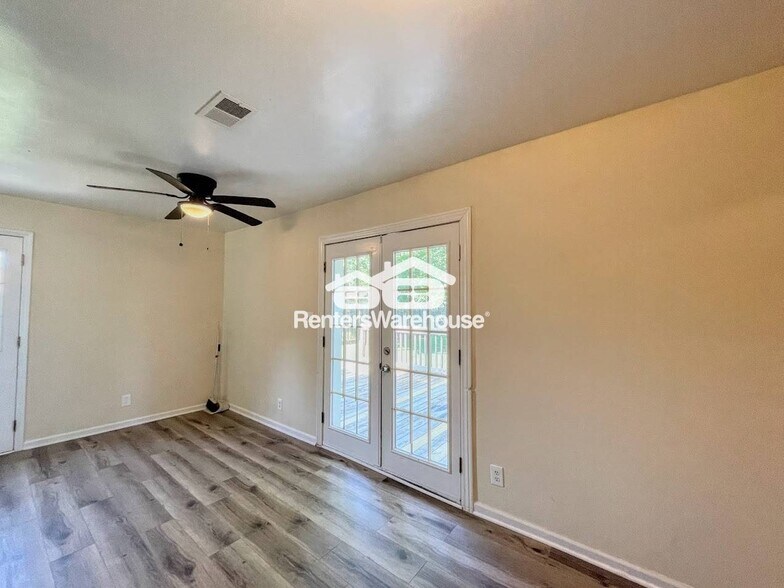 Building Photo - 3717 Cardinal Ln