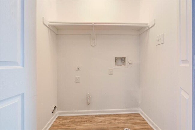 Building Photo - 11719 Chetman Dr