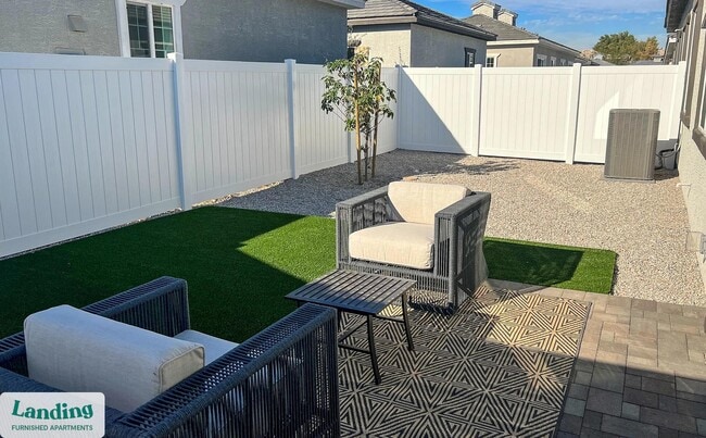 Building Photo - 8200 W Encanto Blvd