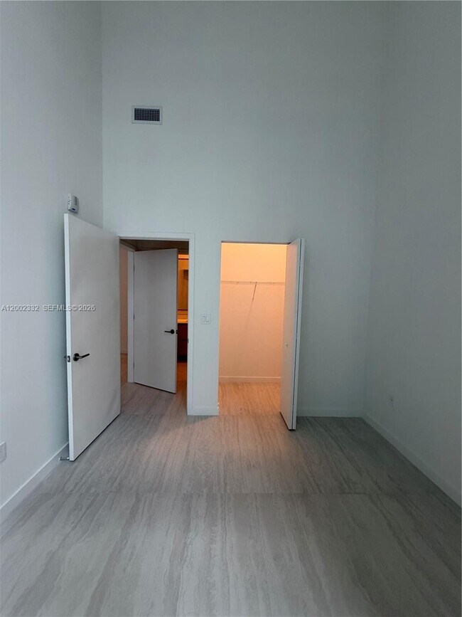 Building Photo - 77 SE 5th St