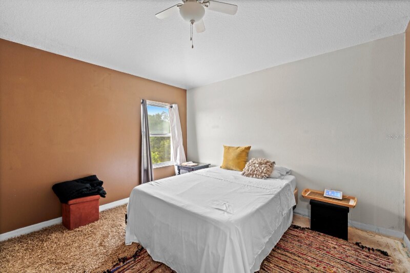 Building Photo - 1112 Lake Shore Ranch Dr