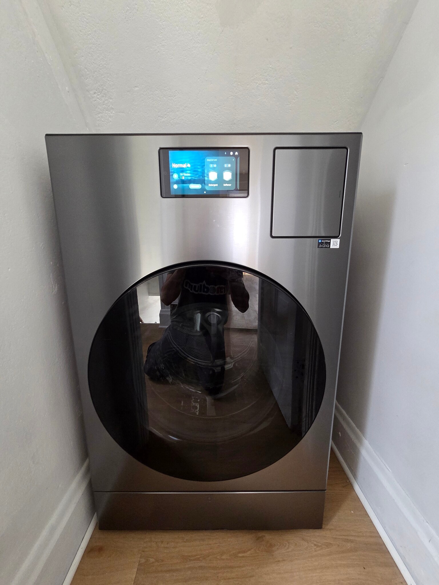 In-unit washer and dryer combo - 5706 22nd Ave