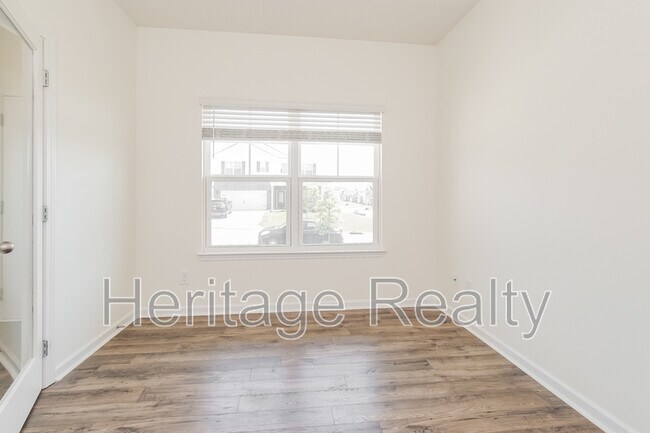 Building Photo - 1005 Curly Top Ln