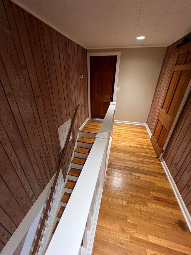 Building Photo - 453 Scott St