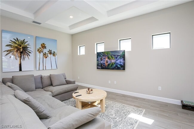 Building Photo - 9716 Everglades Dr