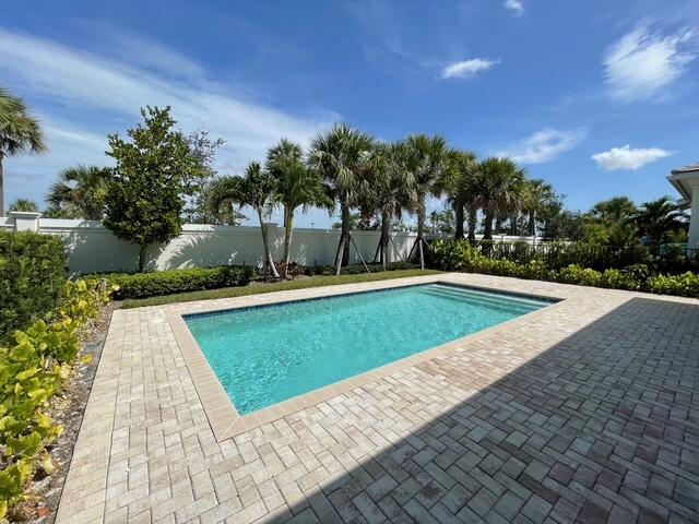 Building Photo - 12420 Nautilus Cir