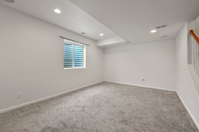 Building Photo - 11850 Kalmath Way