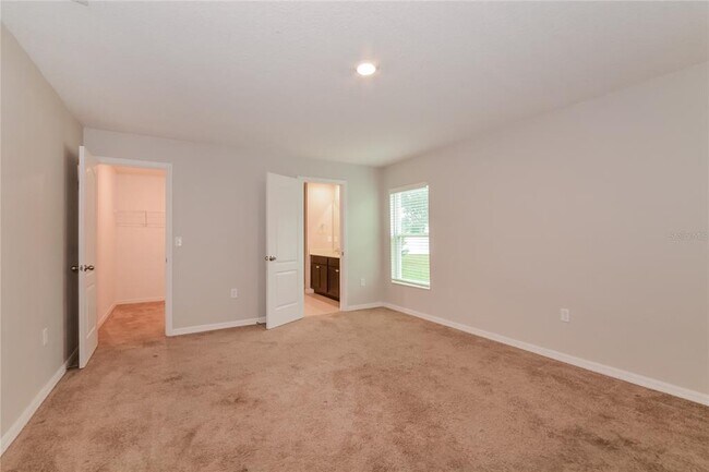 Building Photo - 1700 Gopher Tree St