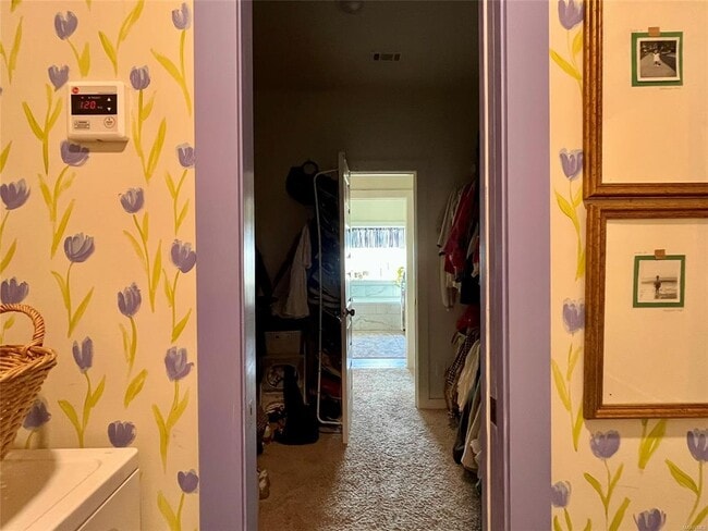 Building Photo - 876 Hedgefield Way