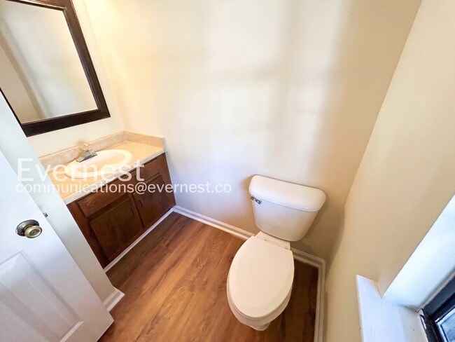 Building Photo - 1174 Ridgecrest Ln SE