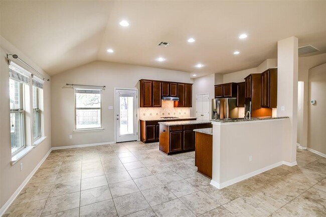 Building Photo - 128 Fort Cobb Way