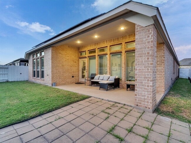 Building Photo - 23311 Darst Fld Trl