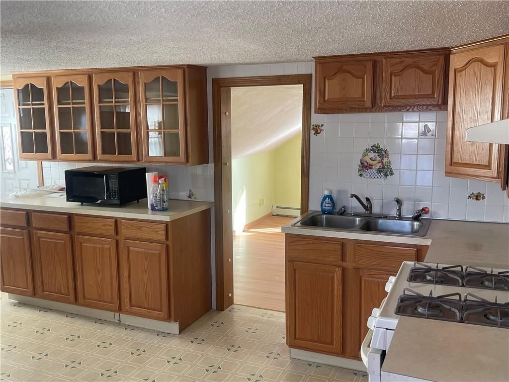 Building Photo - 83 Titus St