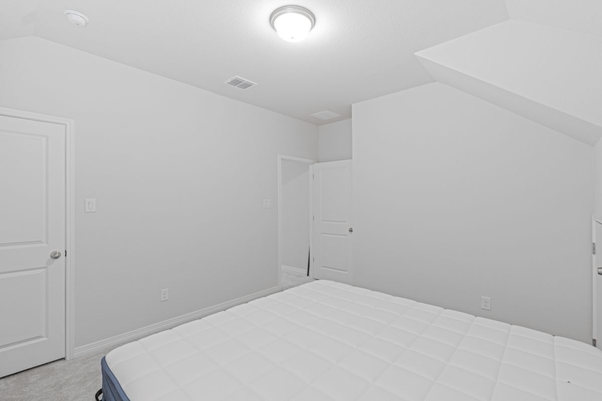 Building Photo - 213 Mira Mesa Dr