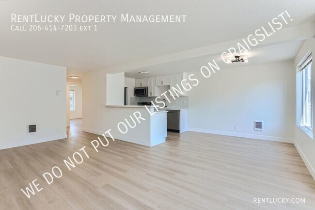 Building Photo - 602 Terrace St