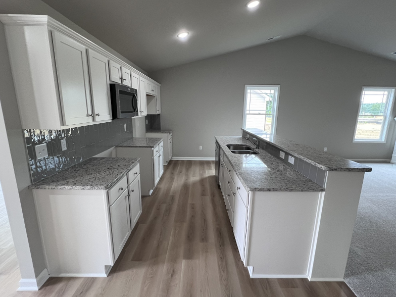 Building Photo - 26 Flatland Dr