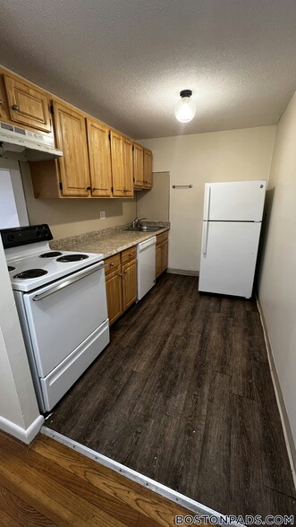 Building Photo - 66 Homer Ave