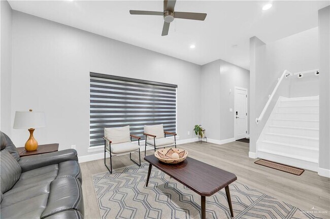 Building Photo - 23 3rd N St