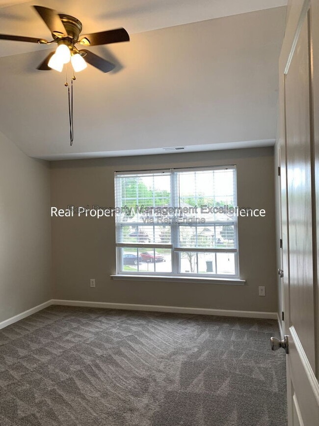 Building Photo - 3214 Geary Trl
