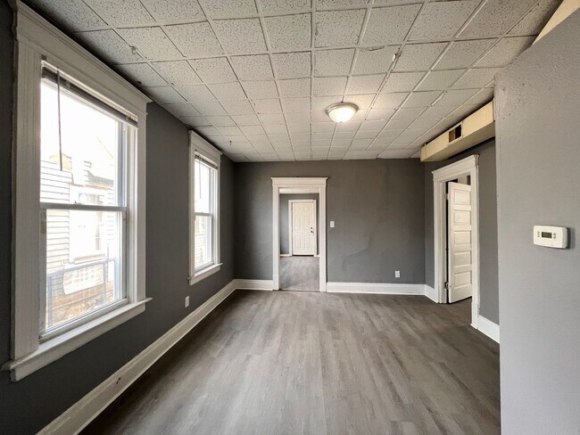 Building Photo - 3010 Warsaw St