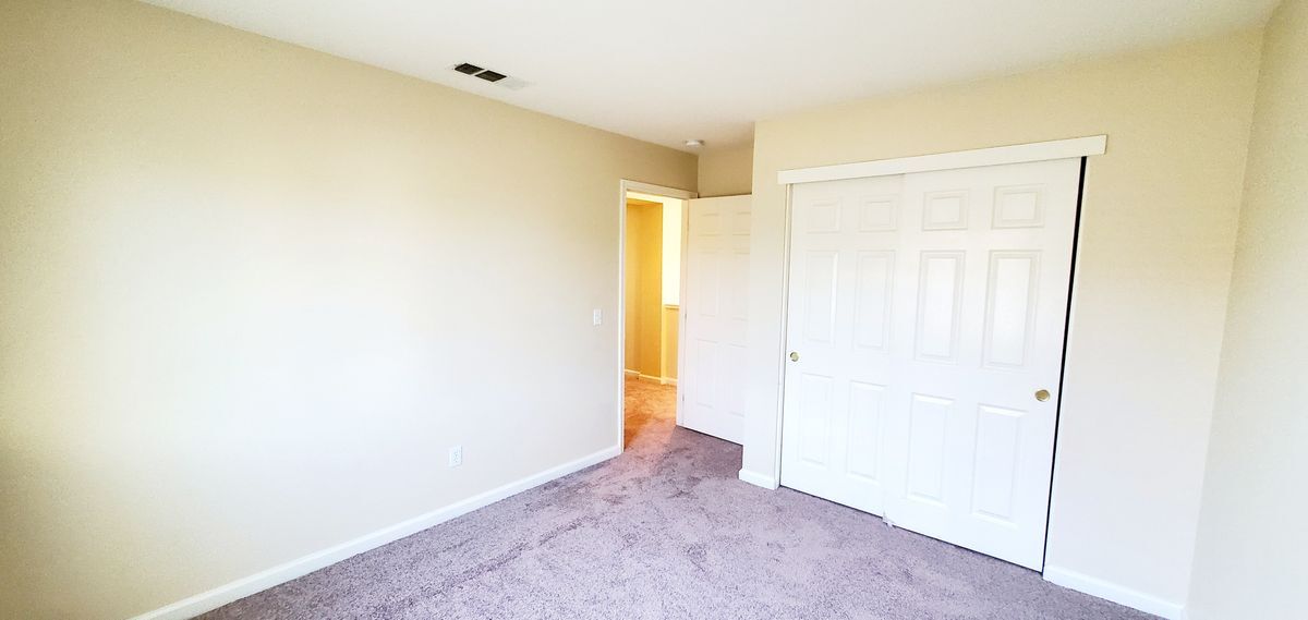 Building Photo - 1618 Fontanella Way