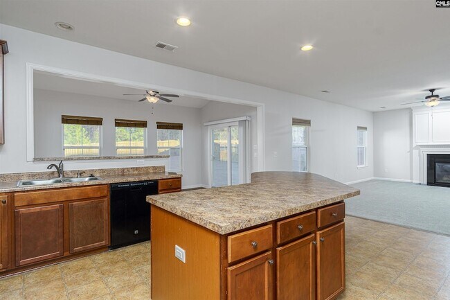 Building Photo - 651 Stonebury Cir