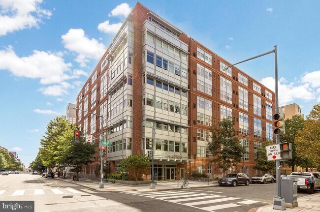 Primary Photo - 1300 N St NW