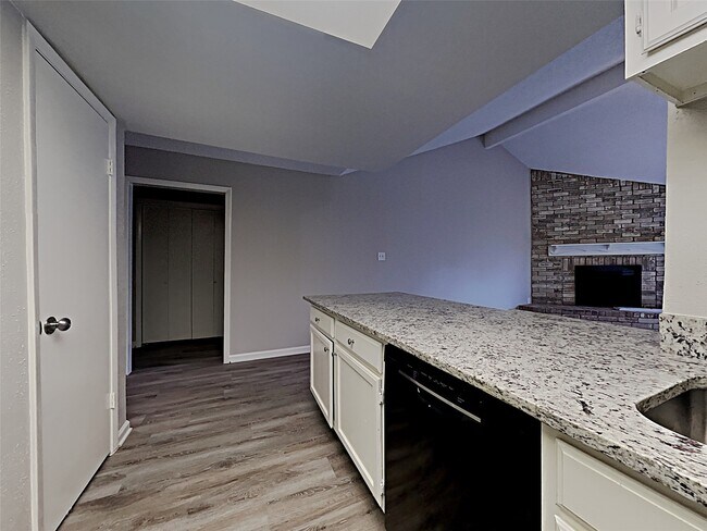 Building Photo - 25311 Mill Pond Ln