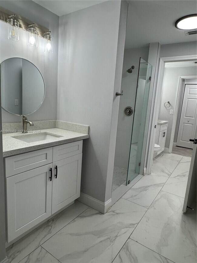 Building Photo - 6440 NW 114th Ave