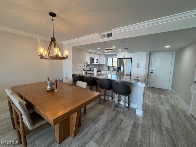 Building Photo - 15010 Punta Rassa Rd