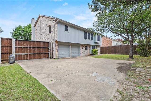 Building Photo - 1604 Lincoln Dr