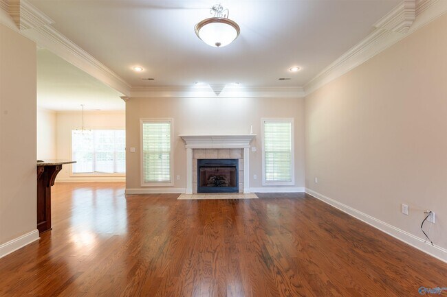 Building Photo - 112 Blanca Dr