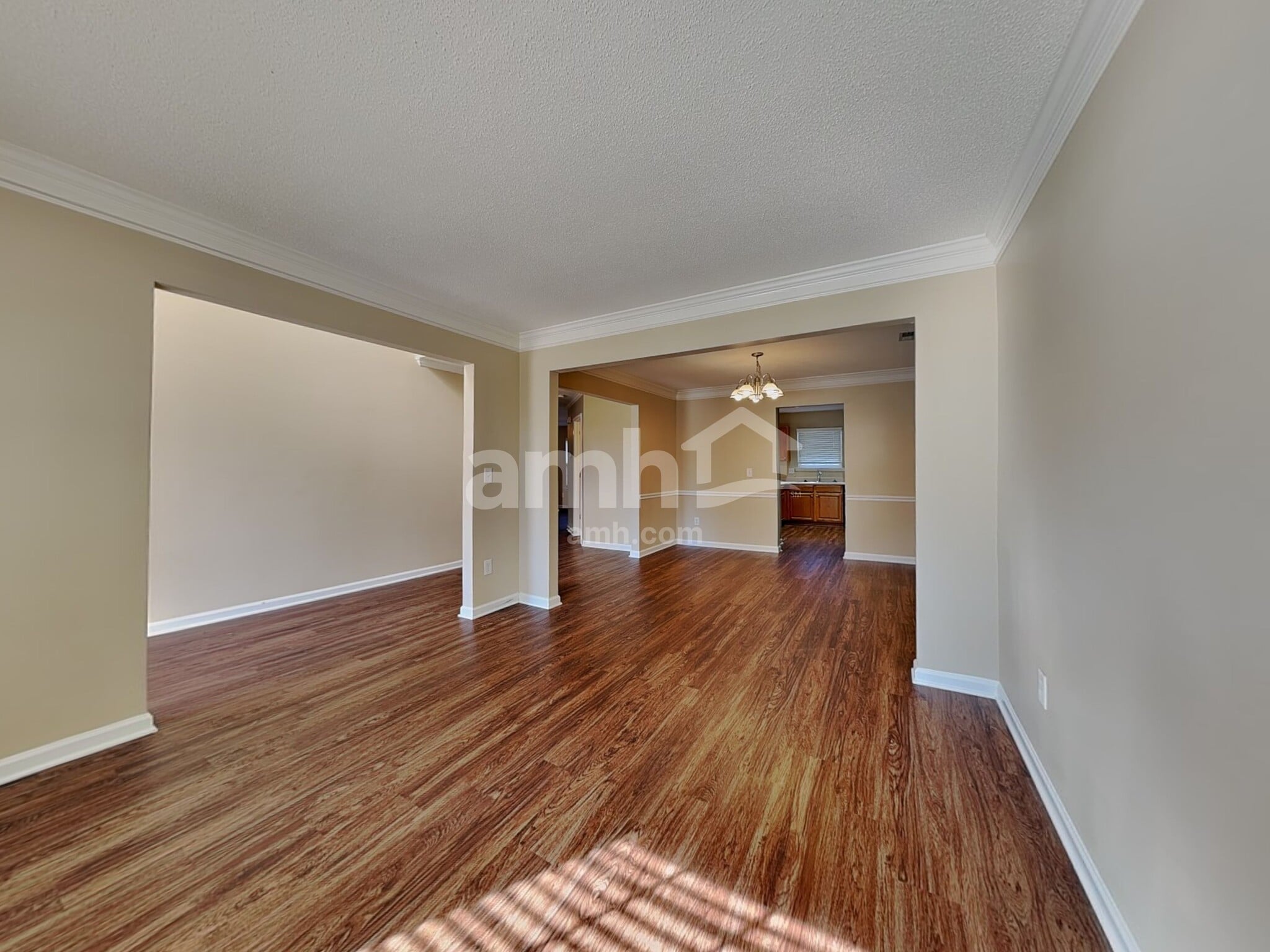 Building Photo - 4928 Alenja Ln