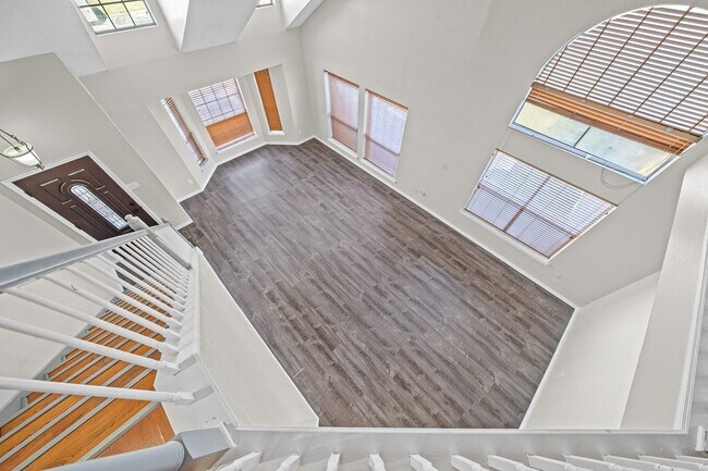 Building Photo - 11123 Gatesden Dr