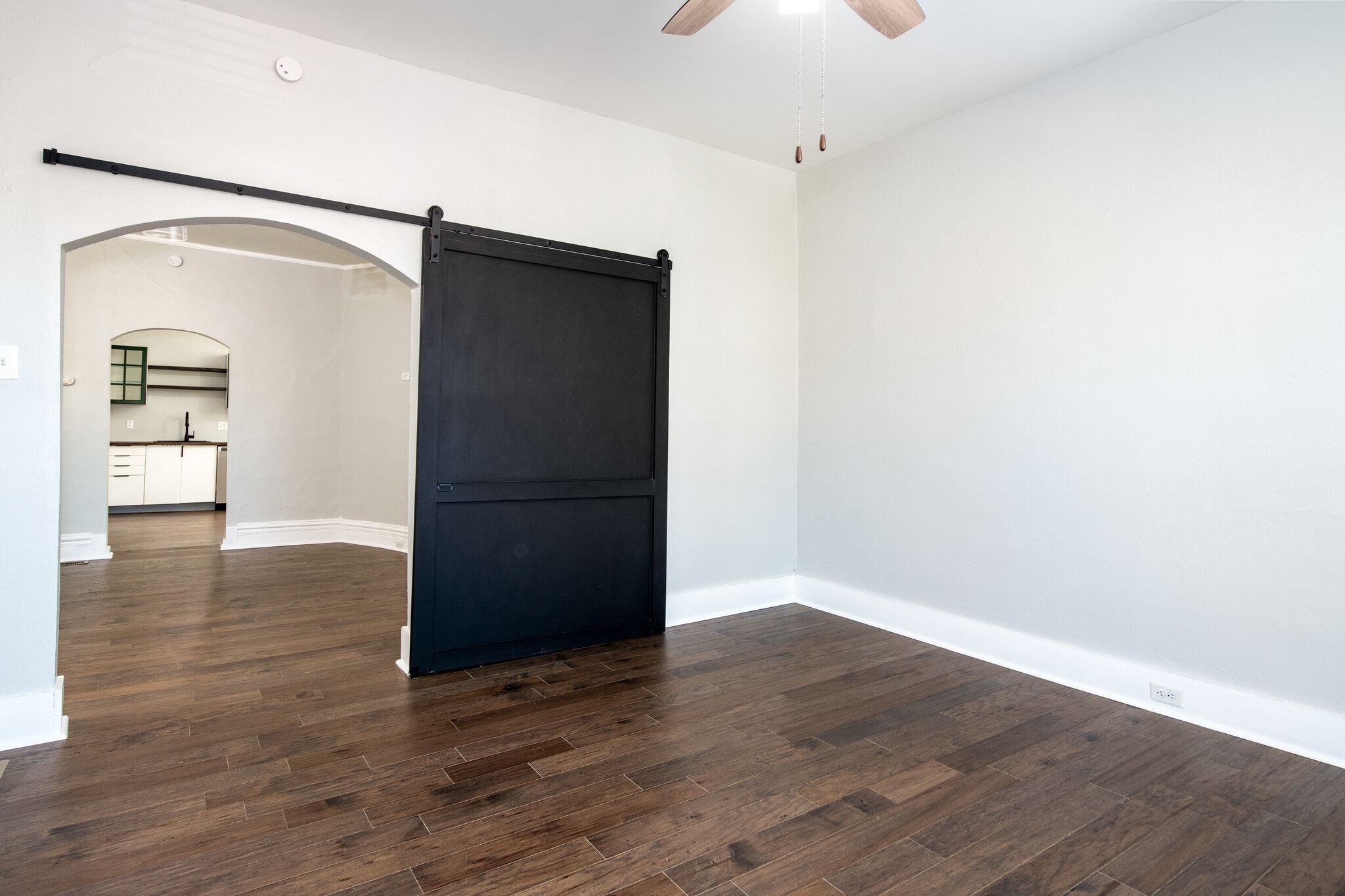 Primary Bedroom - 4160 Juniata St