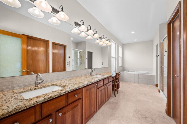 Building Photo - 1820 Sapling Ct