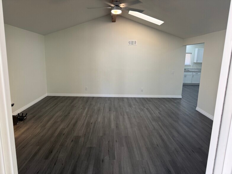 Building Photo - 7658 Cornel Ct