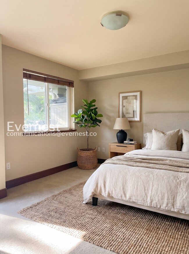 Building Photo - PROMO: Get 50% Off the First Full Month’s Rent when you Move In by 8/15/2026!/3-Bed/2.5-Bath Mode...