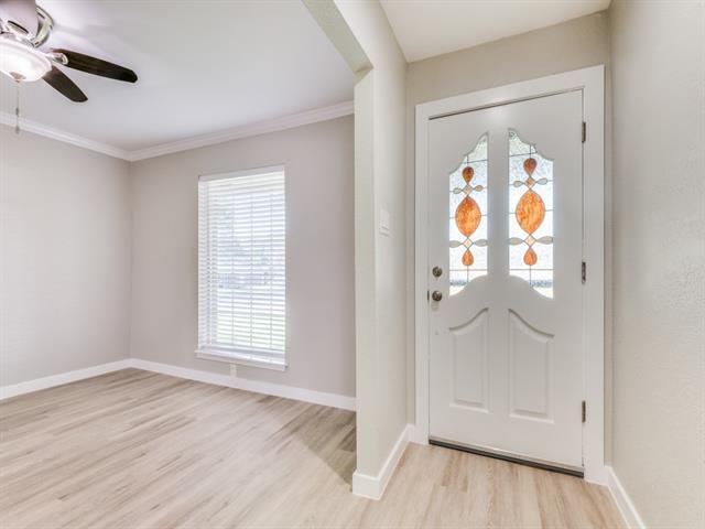 Building Photo - 2020 Normandy Dr