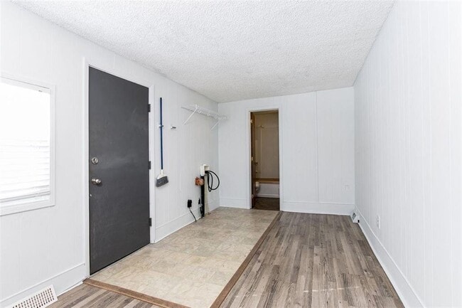 Building Photo - 511 Vattier Street